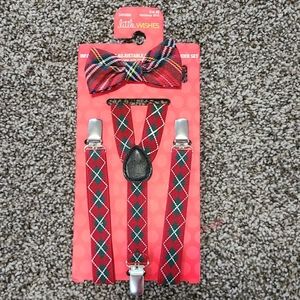Blowtie, suspenders set